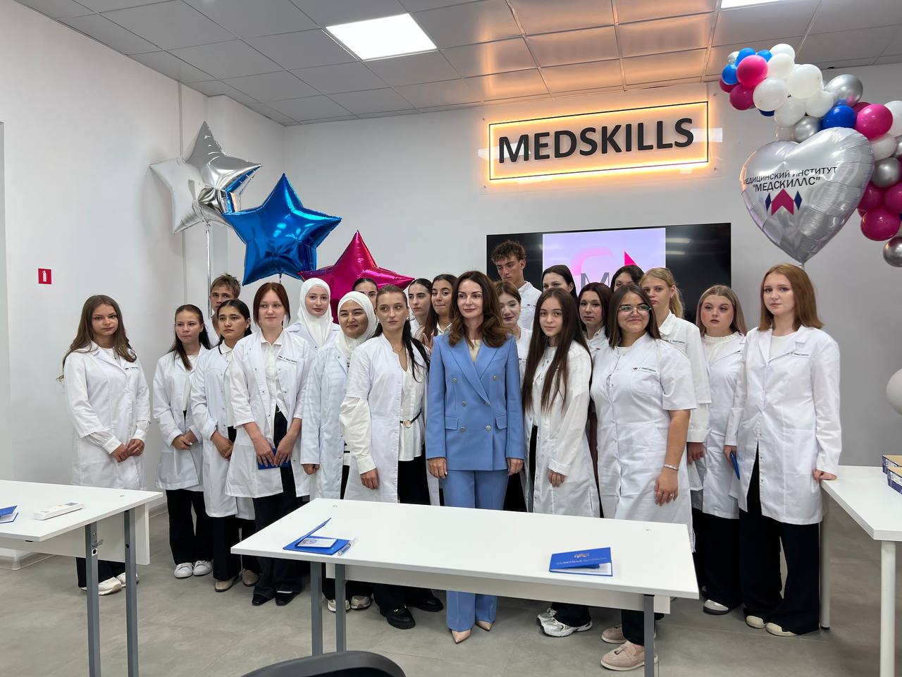 Приемная комиссия медицинского колледжа: полный гид для абитуриентов 2026 года